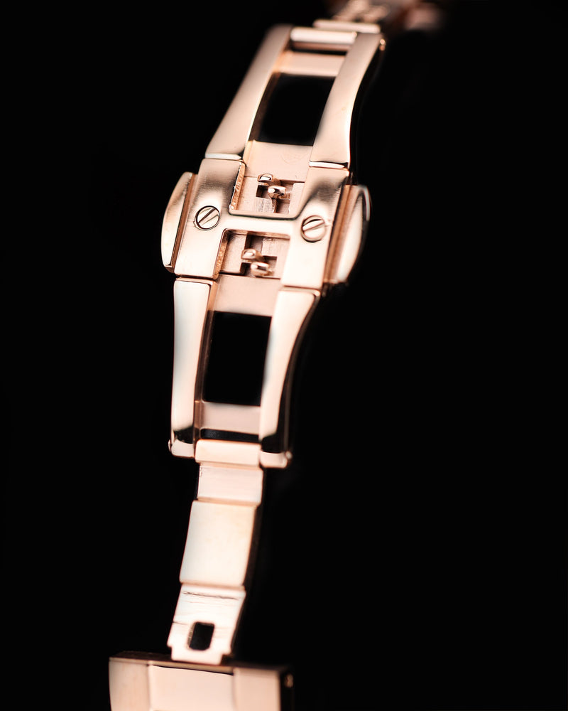 
                  
                    Load image into Gallery viewer, Tomaz Ladies Watch G4L-D5S (Rosegold/Black) with White Double Swarovski (Rosegold Stainless Steel)
                  
                