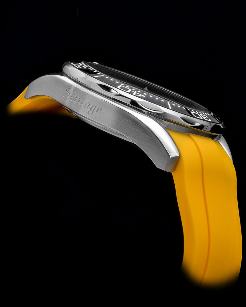 
                  
                    Load image into Gallery viewer, Trident  GR03A-D10 (Silver/Black) Yellow Silicone Strap
                  
                