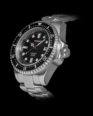 
                  
                    Load image into Gallery viewer, Ultimate Diver GR06B-D1 (Silver/Black) Silver Stainless Steel
                  
                