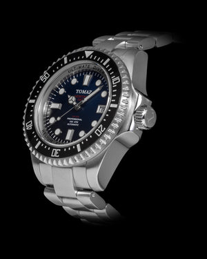 
                  
                    Load image into Gallery viewer, Ultimate Diver GR06B-D3 (Silver/Blue/Black) Silver Stainless Steel
                  
                