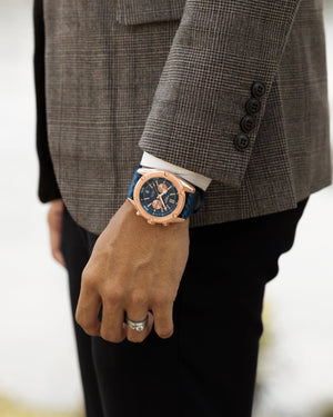 
                  
                    Load image into Gallery viewer, Hector GR04B-D4 (Rosegold/Blue) Blue Salmon Leather Strap
                  
                