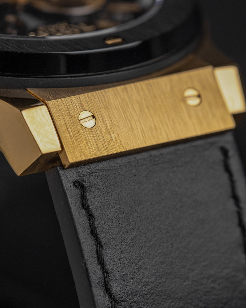
                  
                    Load image into Gallery viewer, Tomaz Men&amp;#39;s Watch TW014-D6 (Gold/Black) Black Leather Strap
                  
                