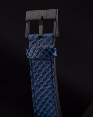 
                  
                    Load image into Gallery viewer, Royale TW014B-D3 (Black) with Blue Swarovski (Blue Salmon Leather Strap)
                  
                