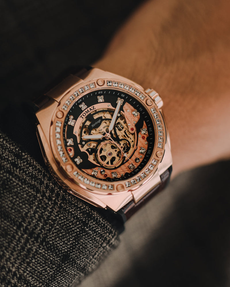 
                  
                    Load image into Gallery viewer, Xavier XL TW033-D15A (Rosegold/Black) with White Swarovski (Coffee Leather Strap)
                  
                